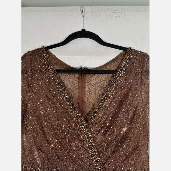 NWT $798 Mac Duggal [‎ 8 ] Embellished Long Sleeve V Neck Gown in Chocolate - Picture 6 of 16